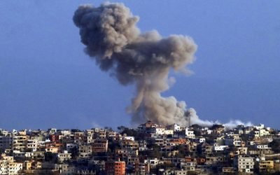 Foto: Israel usa bomba de fósforo branco em áreas povoadas do Líbano, diz jornal