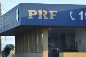 02-0425-0171-fachada-posto-prf-go