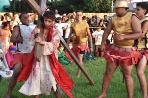 02-0426-0077-paixao-de-cristo-go