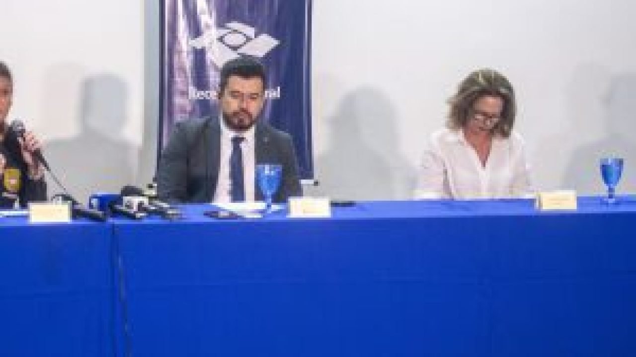 02-0426-0259-coletiva-receita-federal-mv