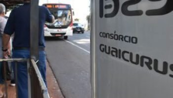 02-0526-0055-onibus-go