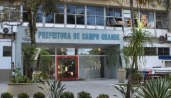02-0626-0122-fachada-prefeitura-go