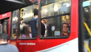 02-0724-0075-onibus-go