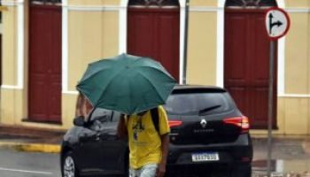 02-1025-0551-chuva-pr