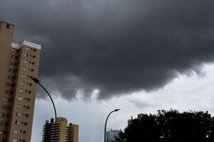 02-1224-0192-chuva-cg-pr