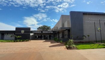 0bfe26c184064ca2439fbbcee216470a_1