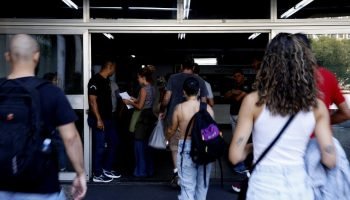 Prova discursiva do CNU 2025 ocorre neste domingo em 228 cidades