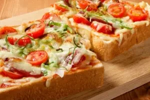 1774791093088-2026-01-08-pizza-de-pao-de-forma-3086844-article