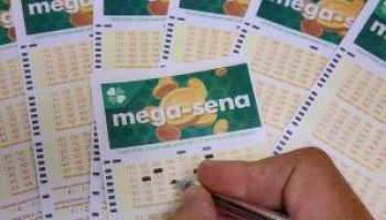 Mega-Sena sorteia concurso 2954