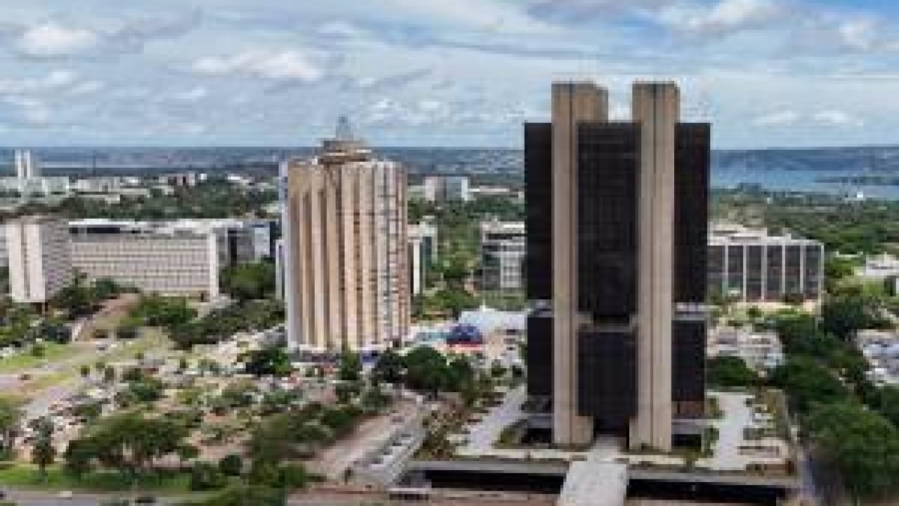 Banco Central mantém cautela e chance de corte de juros em janeiro está mais distante