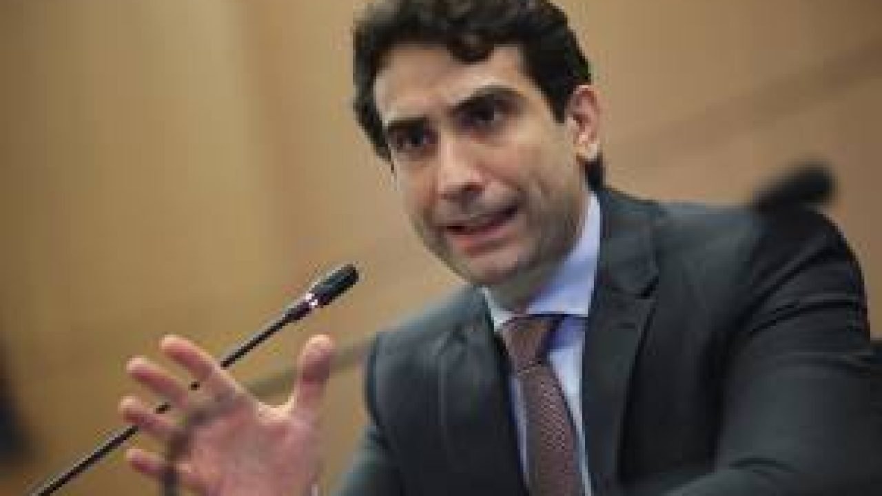 Galípolo afirma que mercado procura dicas em texto sem dicas