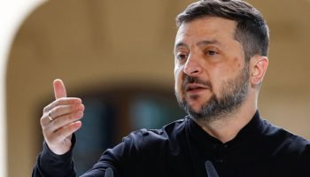 Zelensky encontra líderes europeus em Londres em meio à pressão dos EUA