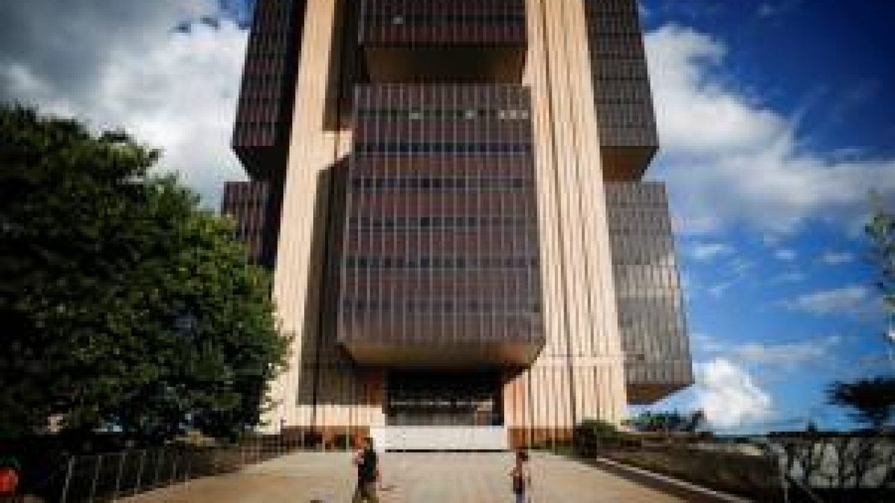 Banco Central registra fluxo cambial negativo em dezembro