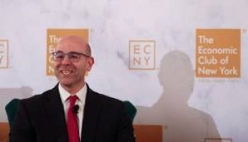 Diretor do Fed defende corte de juros em 1,5 ponto percentual