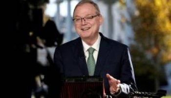 Hassett destaca importância da independência do Fed
