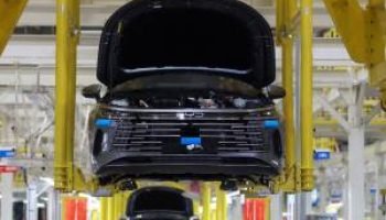 Indústria do Brasil sofre retração em dezembro