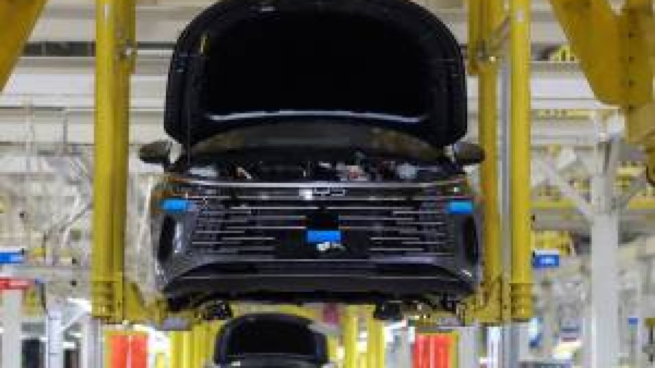 Indústria do Brasil sofre retração em dezembro