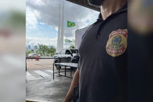 Os alvos da ação foram um casal investigado pelo crime de estelionato e um homem