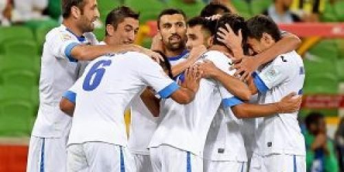 4135130167-uzbequistao-supera-arabia-saudita-e-avancam-na-copa-da-asia-300x190-1