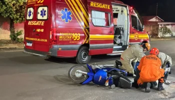 Foto: Corpo de Bombeiros e SAMU 192 atenderam vítimas após colisão entre moto e