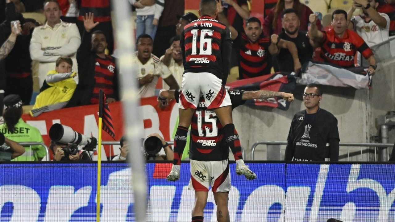 Flamengo Alcança Receita Recorde e Detalha Gastos com Reforços