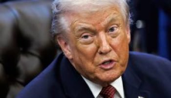 Trump Sinaliza que Pode Manter Hassett na Casa Branca