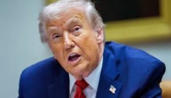 Trump ameaça impor tarifa sobre países que negociam com o Irã