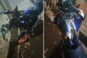 Moto envolvida no acidente — Foto: Moto envolvida no acidente - Foto: Corpo de B