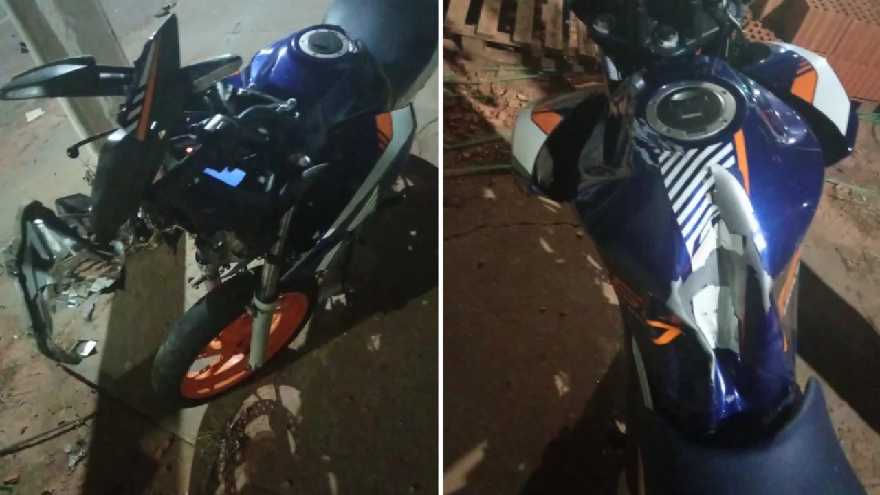 Moto envolvida no acidente — Foto: Moto envolvida no acidente - Foto: Corpo de B
