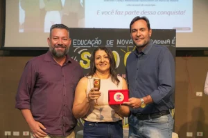 Educadores de Nova Andradina são homenageados por conquista nacional — Foto: Edu