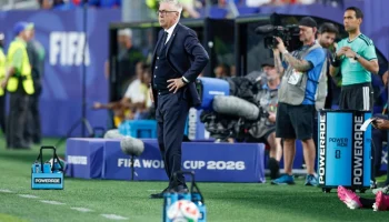 Carlo Ancelotti durante a vitória da Seleção por 3 a 0 sobre o Haiti, pela segun