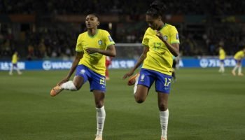 53067189422_e585fb3c32_k-750x500-1