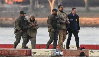 Venezuela prende idosos por comemorar captura de Maduro