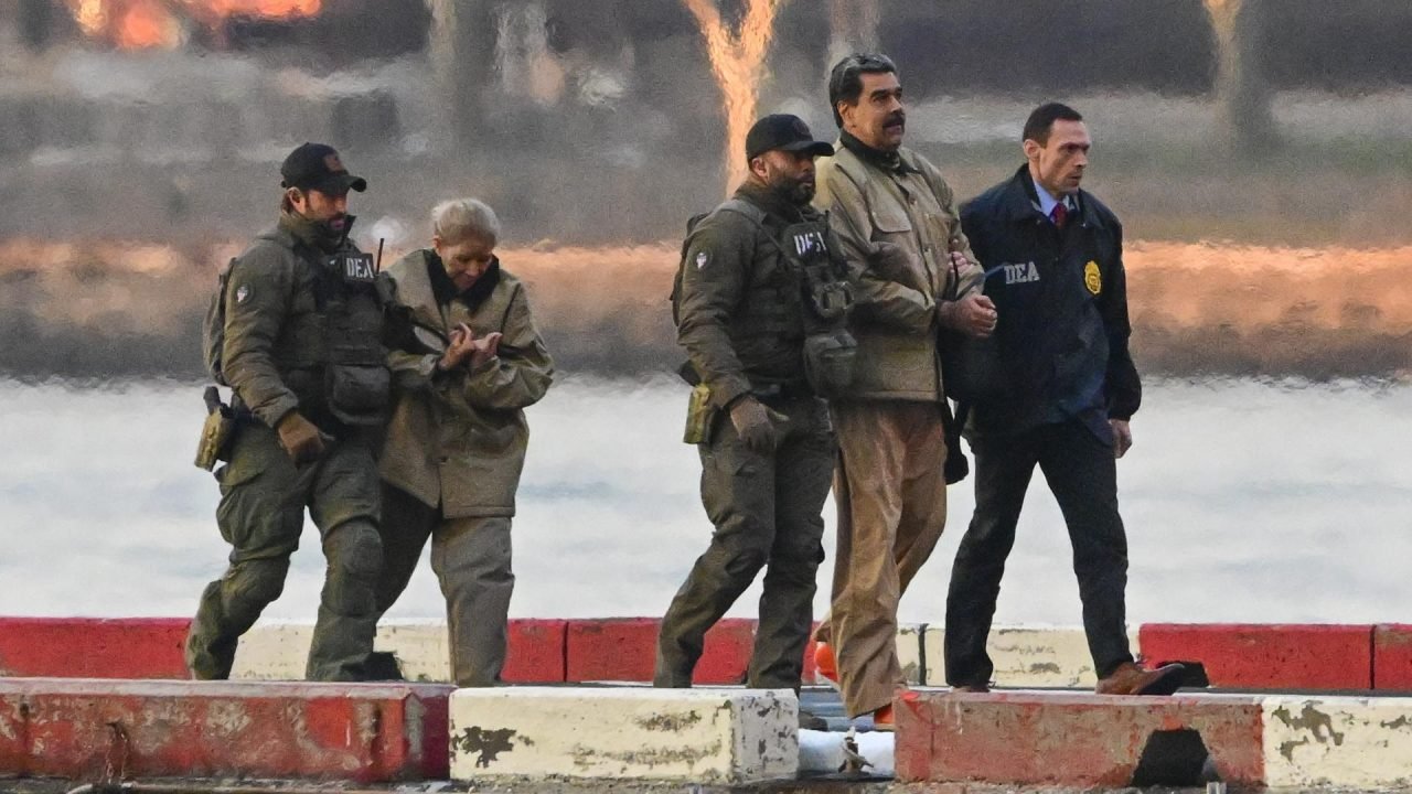 Venezuela prende idosos por comemorar captura de Maduro