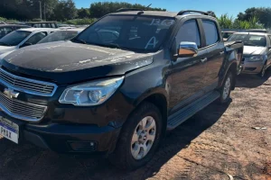 Leilão do Detran-MS reúne carros, motocicletas e sucatas com lances disponíveis