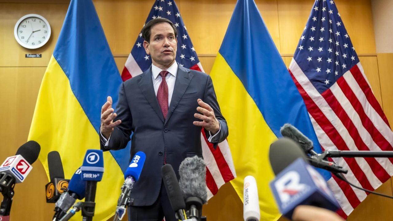 Rubio afirma que Maduro enfrentará julgamento nos EUA