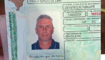 Foto: Paulo Sérgio de Lima, de 53 anos, morreu após o caminhão que conduzia tomb