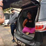 Chegada de Mayara à Delegacia do SIG, em Dourados — Foto: Chegada de Mayara à De