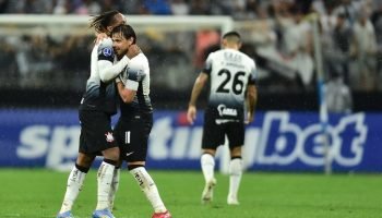 Corinthians Prepara Adeus de Jogadores