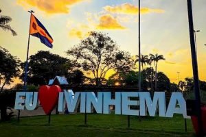 994405a359fe911ced1757a2ba49fb60_1