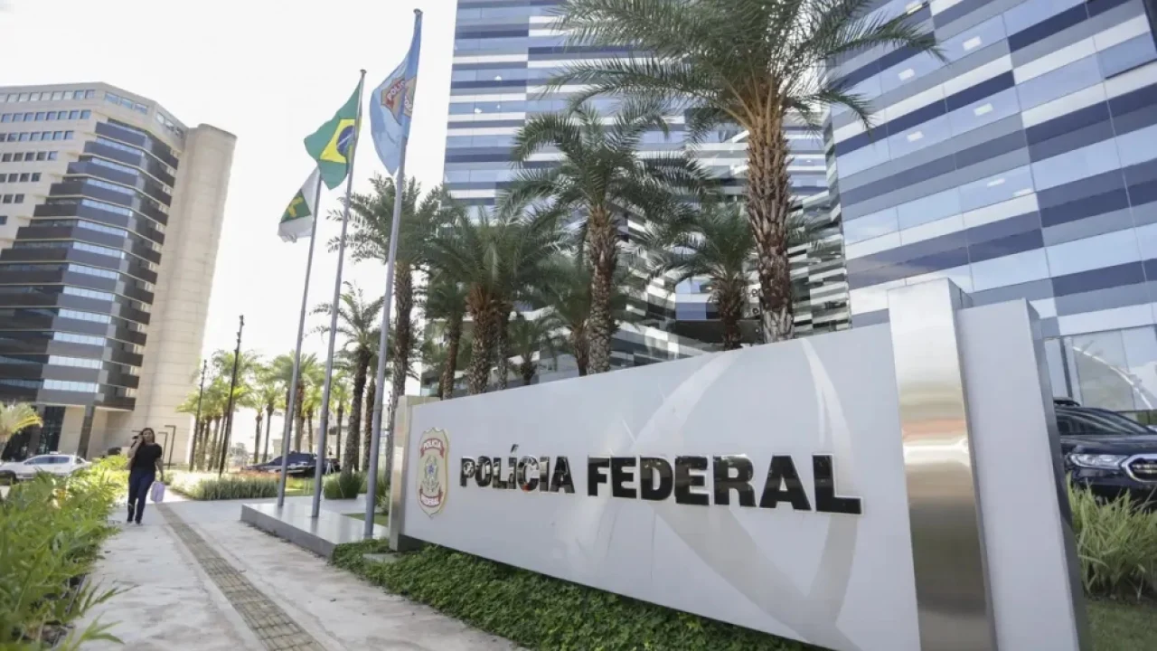 Fachada da sede da Polícia Federal — Foto: Fachada da sede da Polícia Federal -