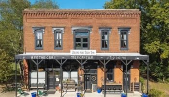 Hotel fantasma famoso é colocado à venda por R$ 10 milhões