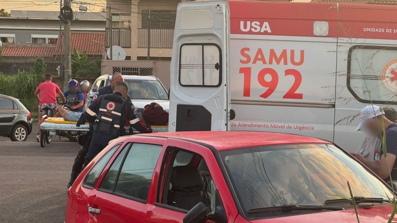 Foto: Vítimas foram socorridas por equipe do Samu. (Foto: Henrique Arakaki, Midi