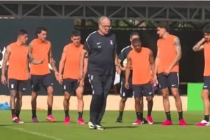 Técnico do Uruguai, Marcelo Bielsa — Foto: Técnico do Uruguai, Marcelo Bielsa FI