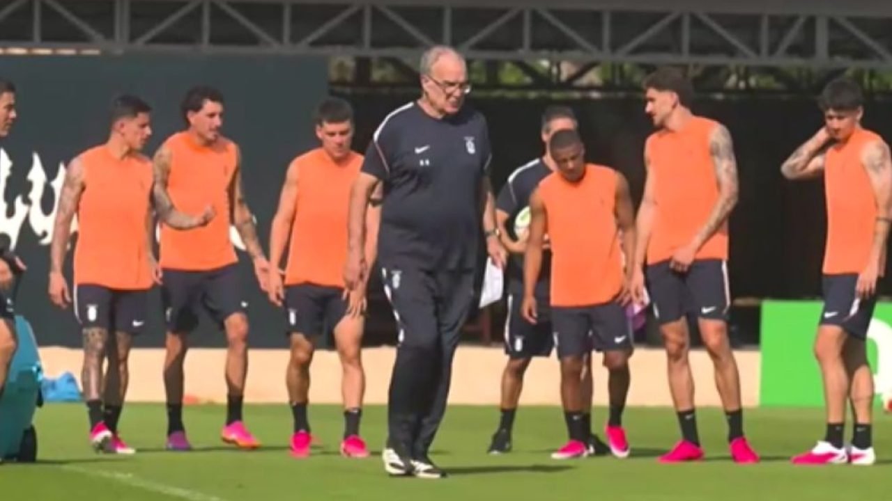Técnico do Uruguai, Marcelo Bielsa — Foto: Técnico do Uruguai, Marcelo Bielsa FI