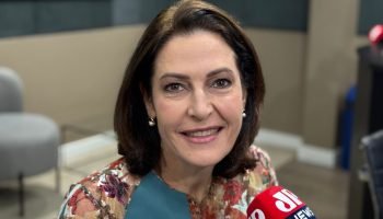 Cristina-Graeml-na-Jovem-Pan-News-Sarah-Vitoria-Ric-RECORD