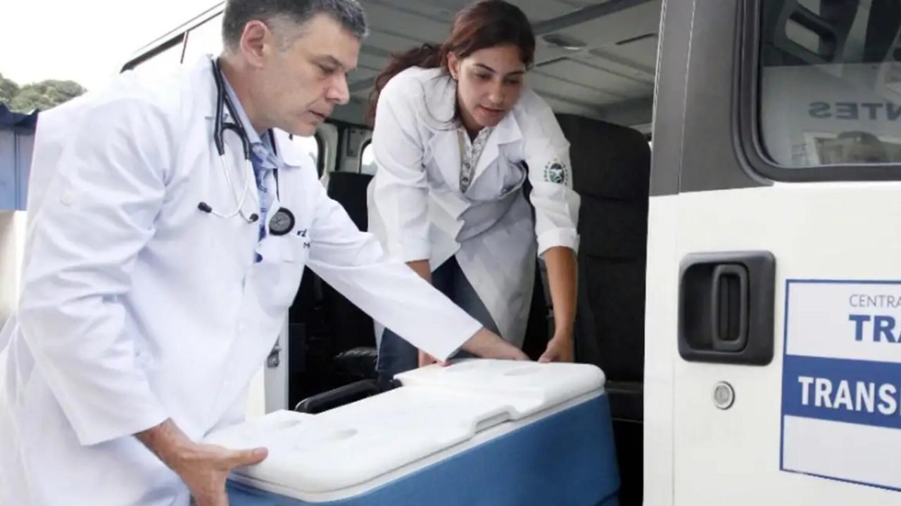 Equipe de transplante de órgãos. — Foto: Equipe de transplante de órgãos. (Divul