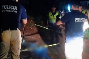 Foto: Polícia paraguaia no local do crime. (Foto: Reprodução, Linea Fronteriza N