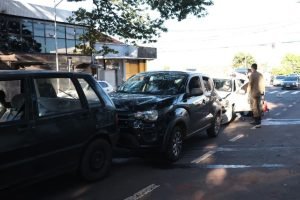 Engavetamento ocorreu na manhã desta sexta-feira. — Foto: Engavetamento ocorreu