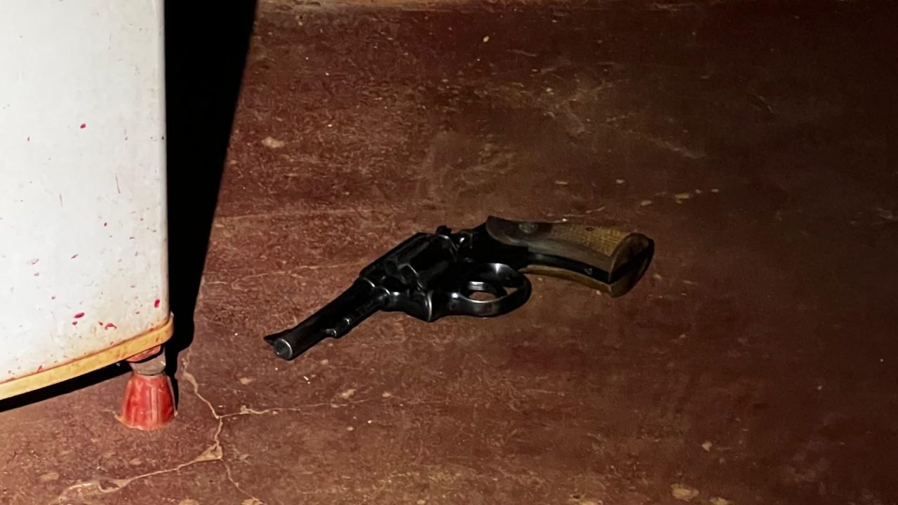 Arma encontrada com o suspeito. (Foto: Fala Povo Midiamax)